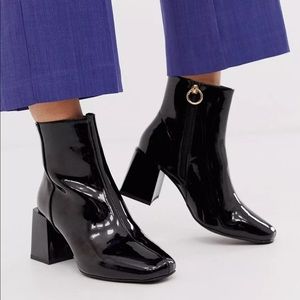 ASOS DESIGN Wide Fit Reed heeled ankle boots in black patent (Size 8)